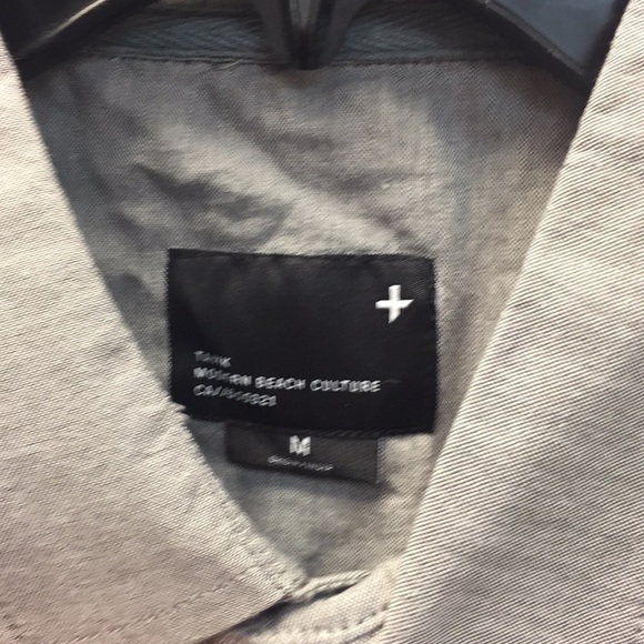 Tavik Modern Beach Culture Men’s Gray Button Up - Picture 2 of 8